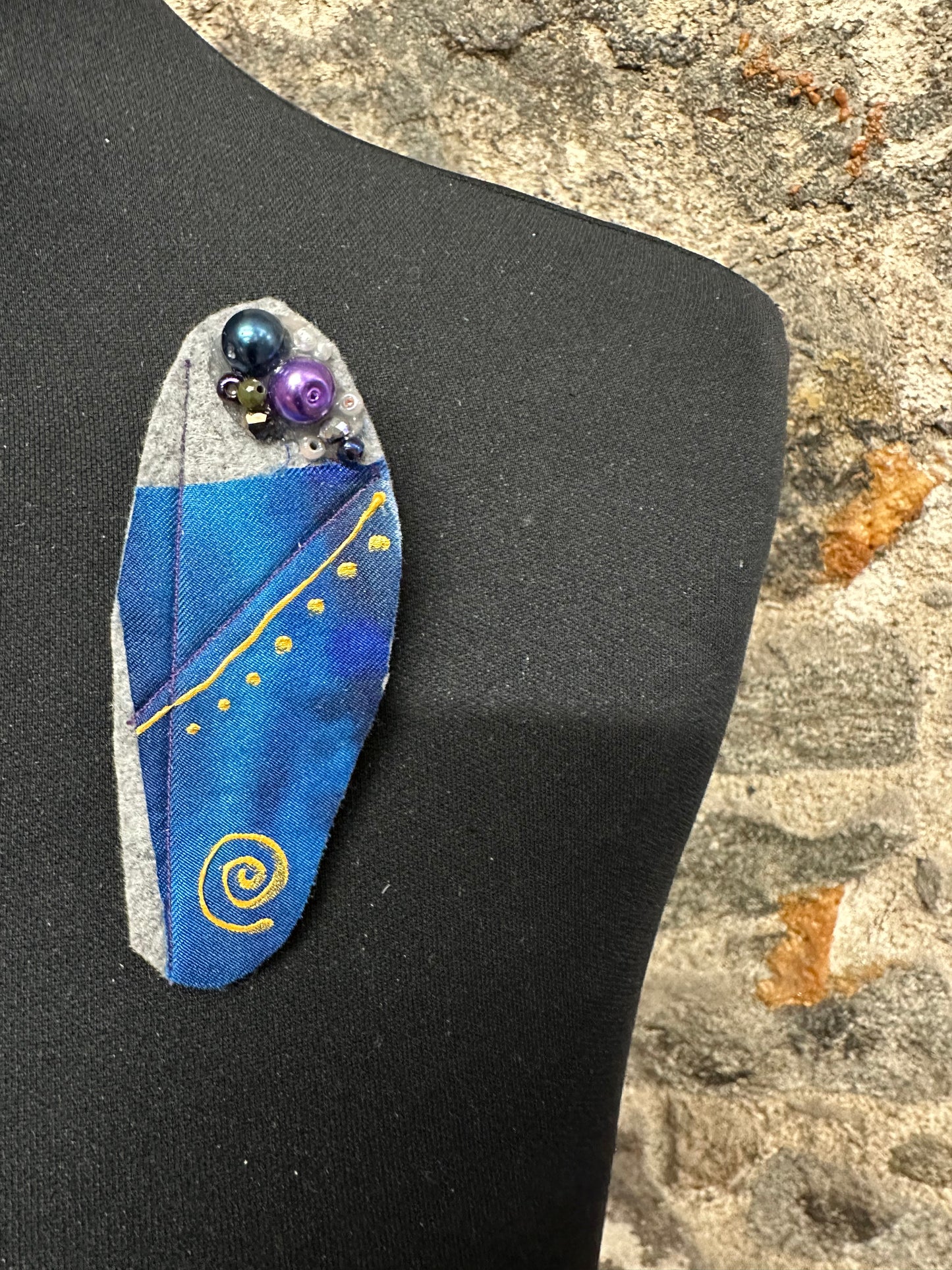 Lorsha design Handpainted silk brooch pins