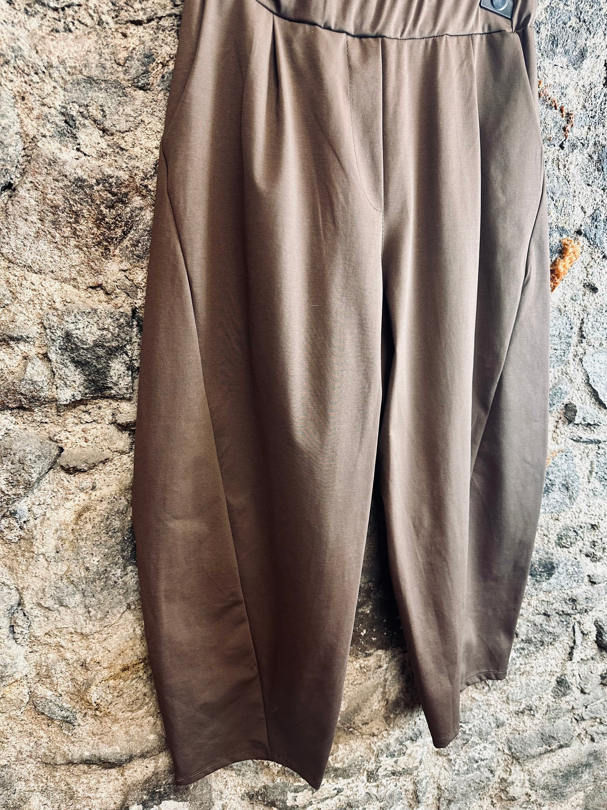 “Lottie “ mocha Italian barrell leg cocoon trouser