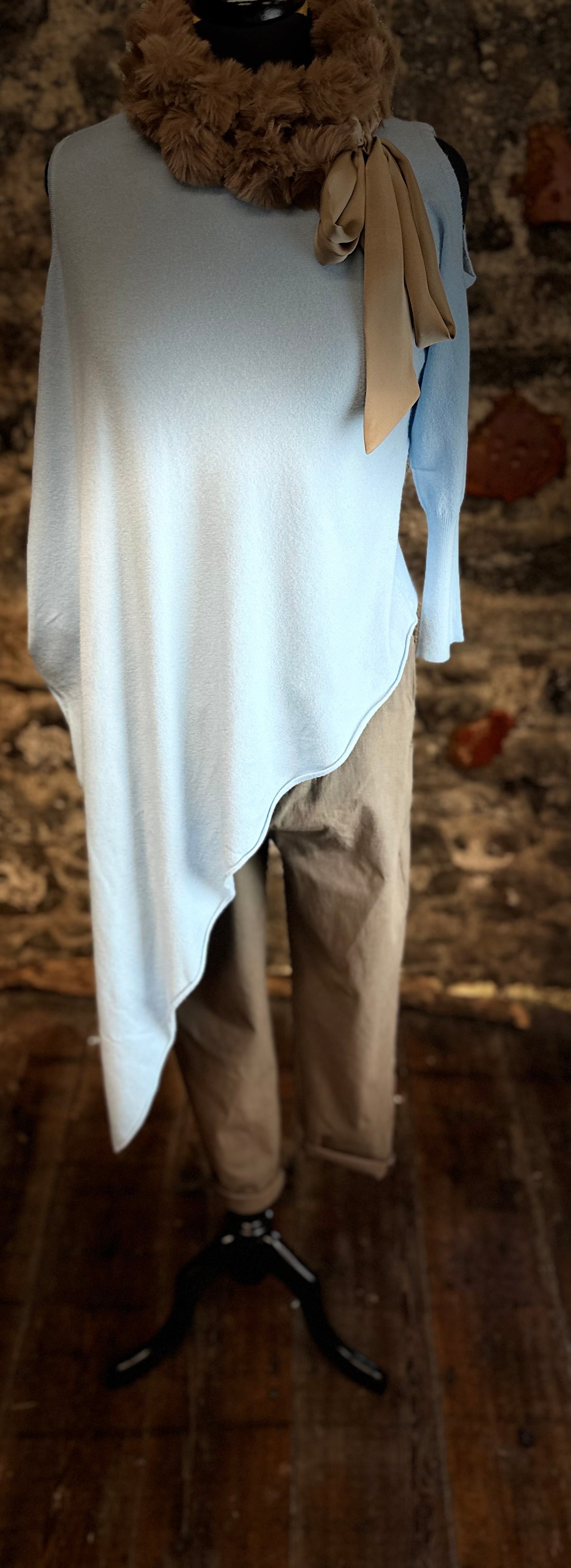 “Rachel” cigarette leg turn up magic trouser …mocha