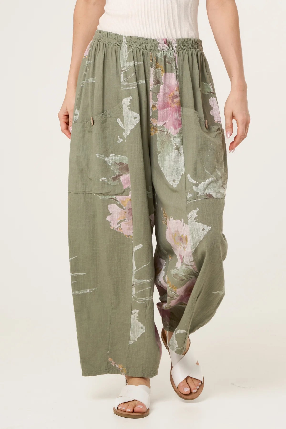 “Karina “ Italian linen tasteful floral cullottes