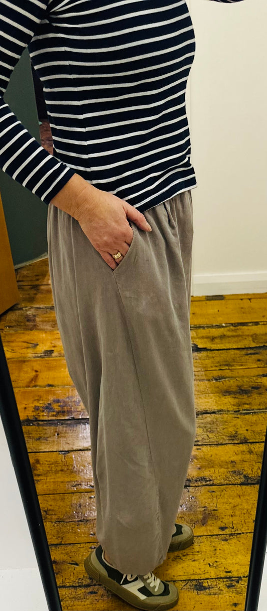 “Mabel “pin  cordurouy Italian cocoon culottes mocha