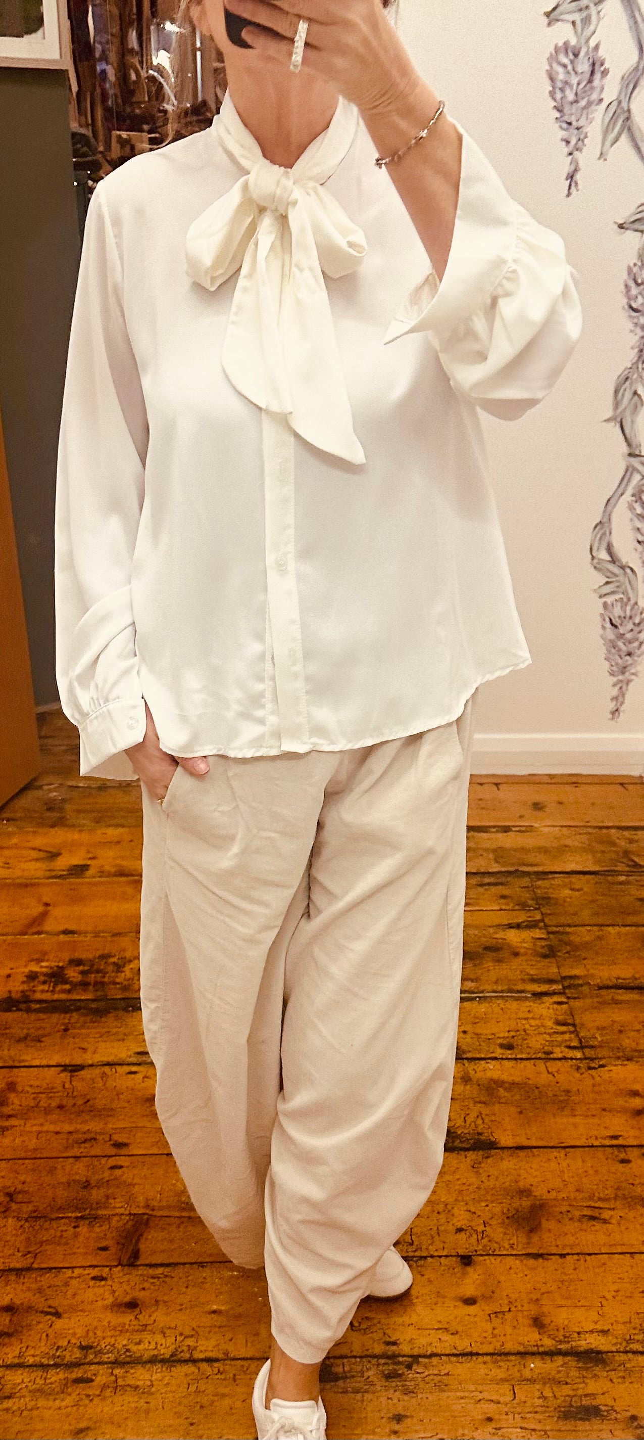 “Alicia “ Ivory pussy bow shirt