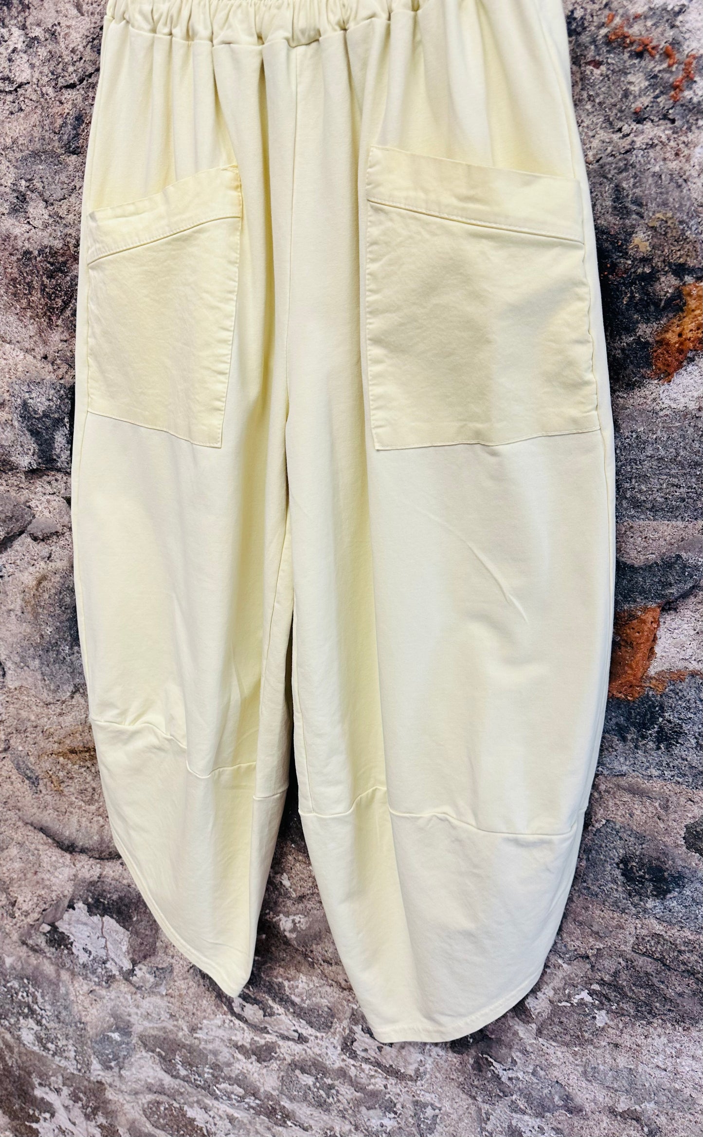 “Chrissie “ lemon Italian cotton and jersey Italian cocoon pants
