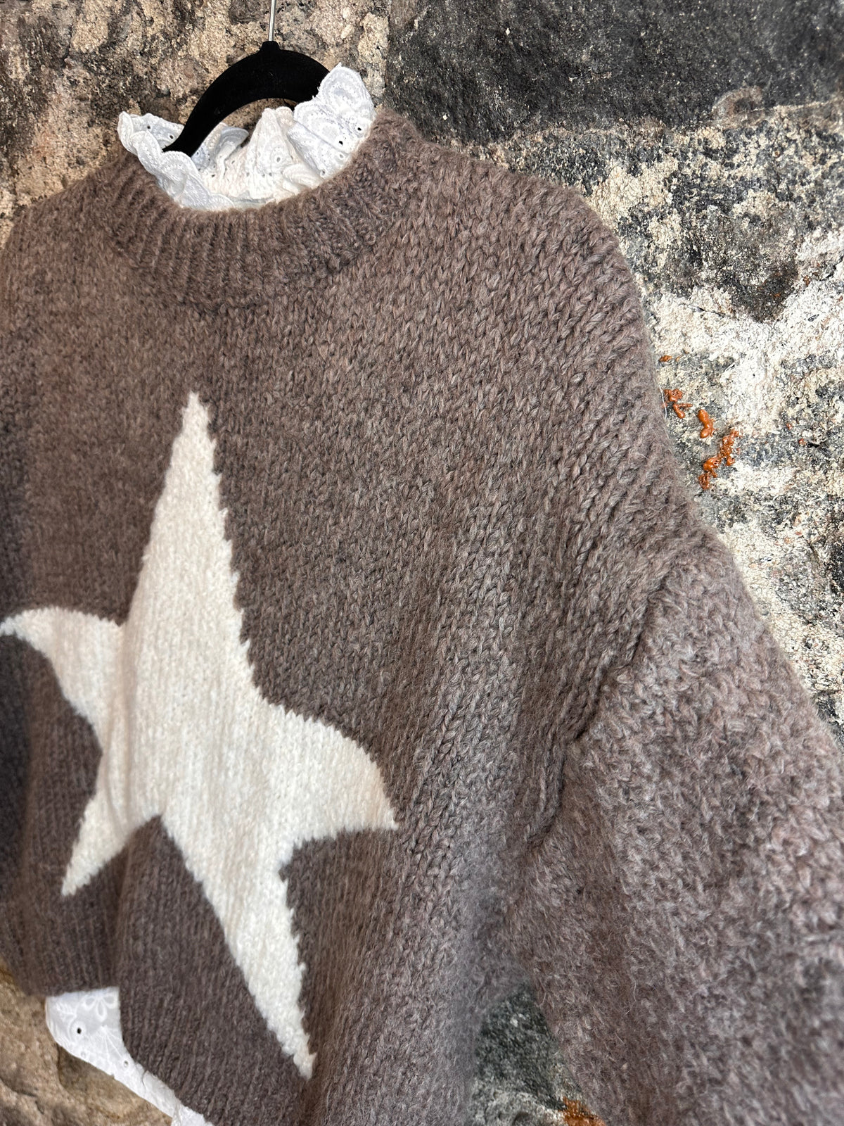 “Bowie “ cream and chocolate Italian crew neck knit