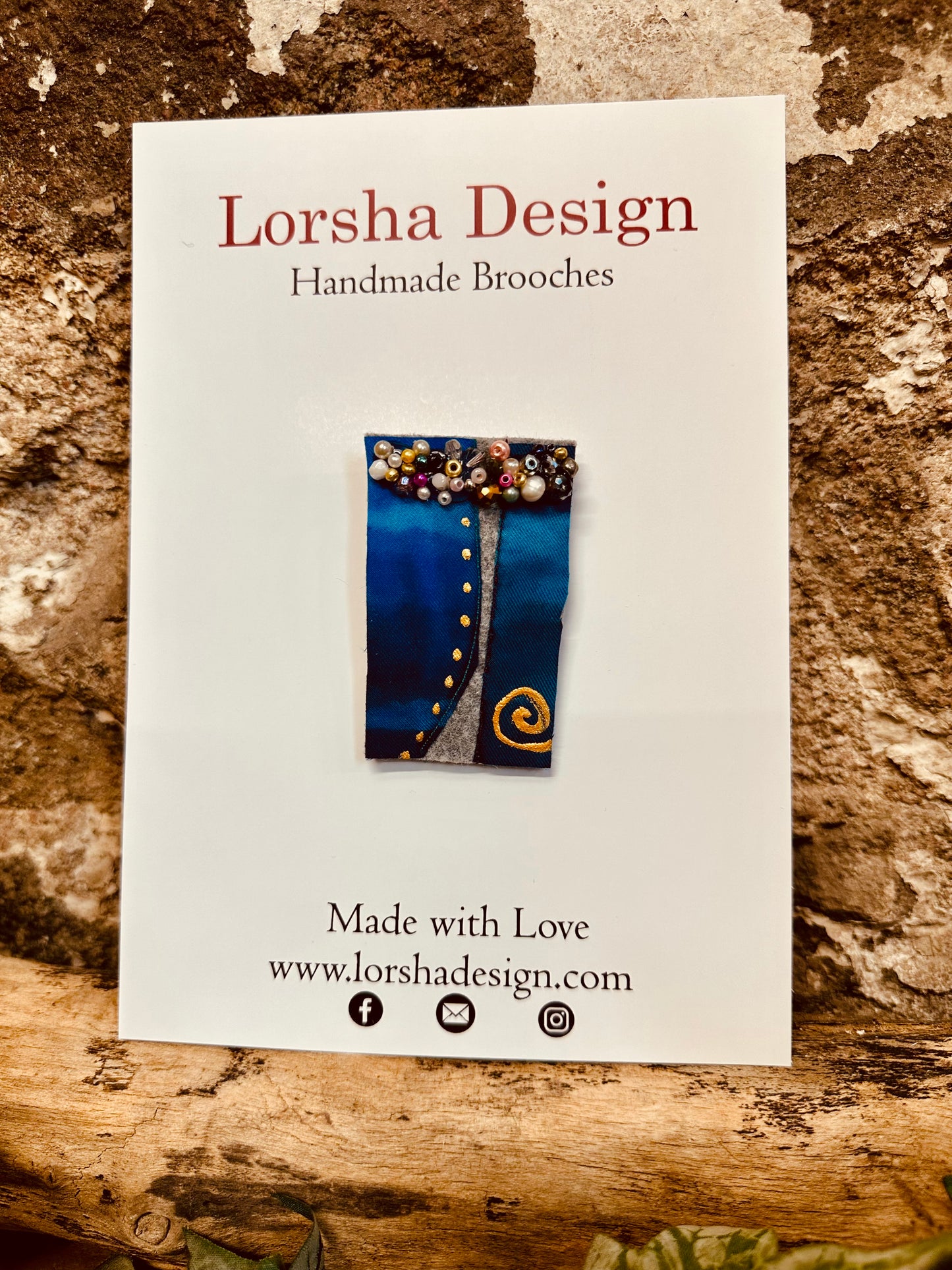 Lorshadesign Handpainted silk brooch pins