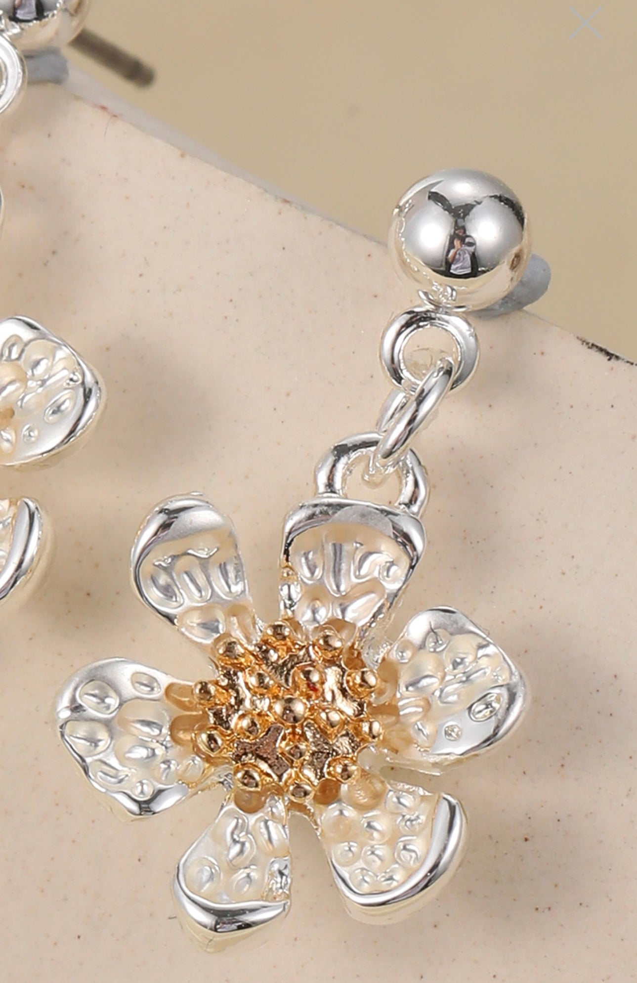 Delicate daisy drop earrings  gift box