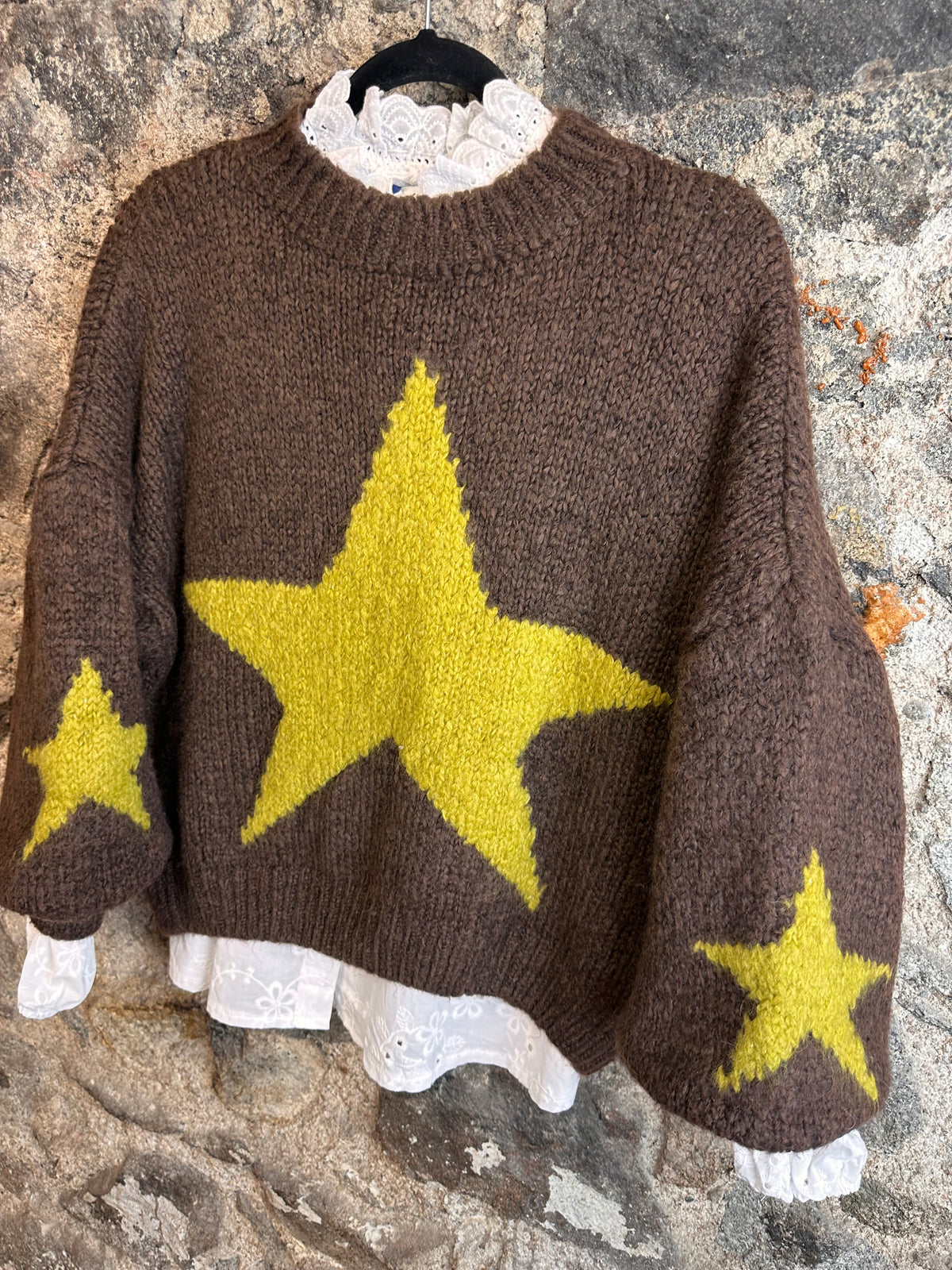 “Bowie “ Italian crew neck star knit chocolate and lime