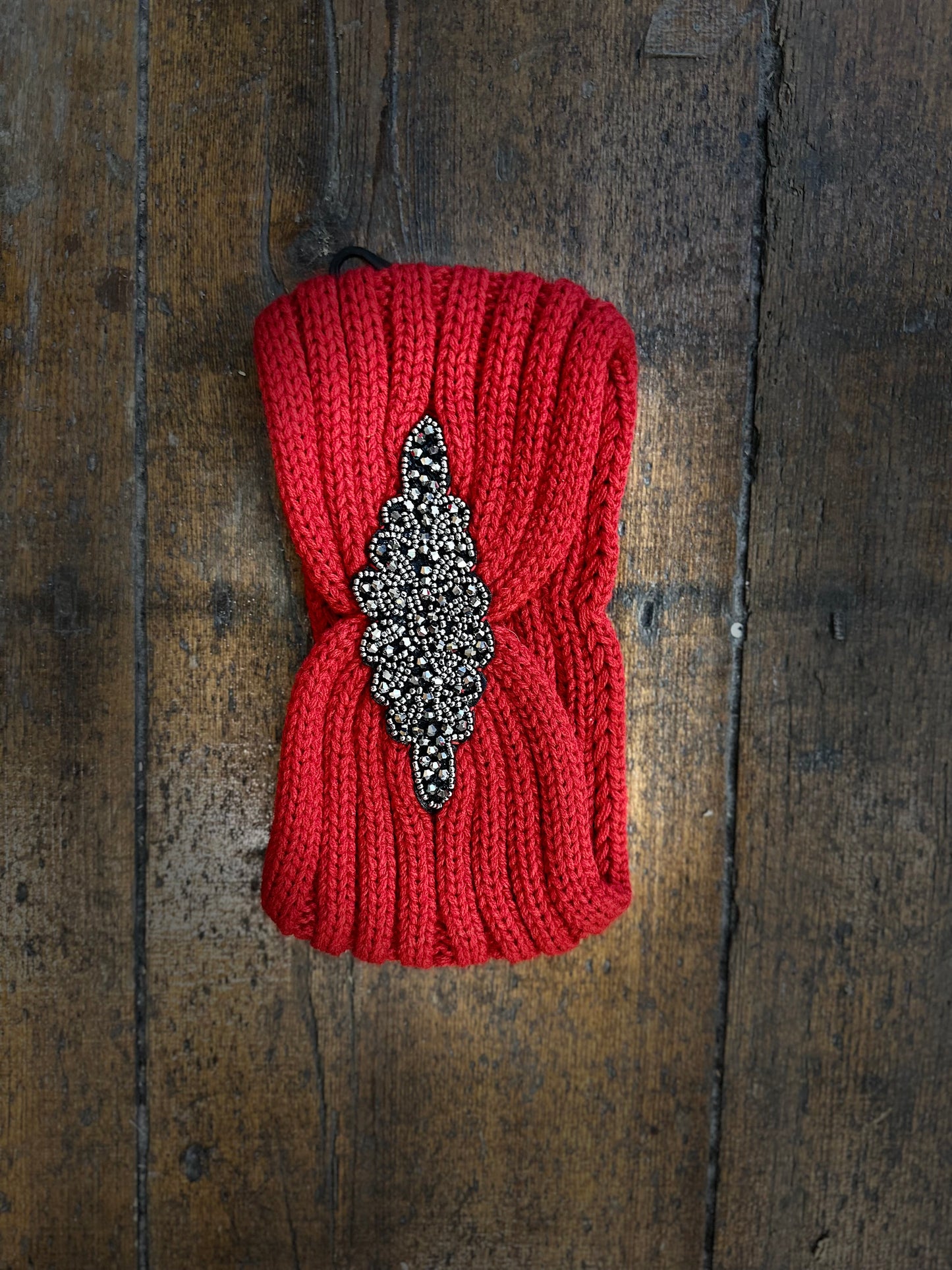 “Embellished cosey cable headband “