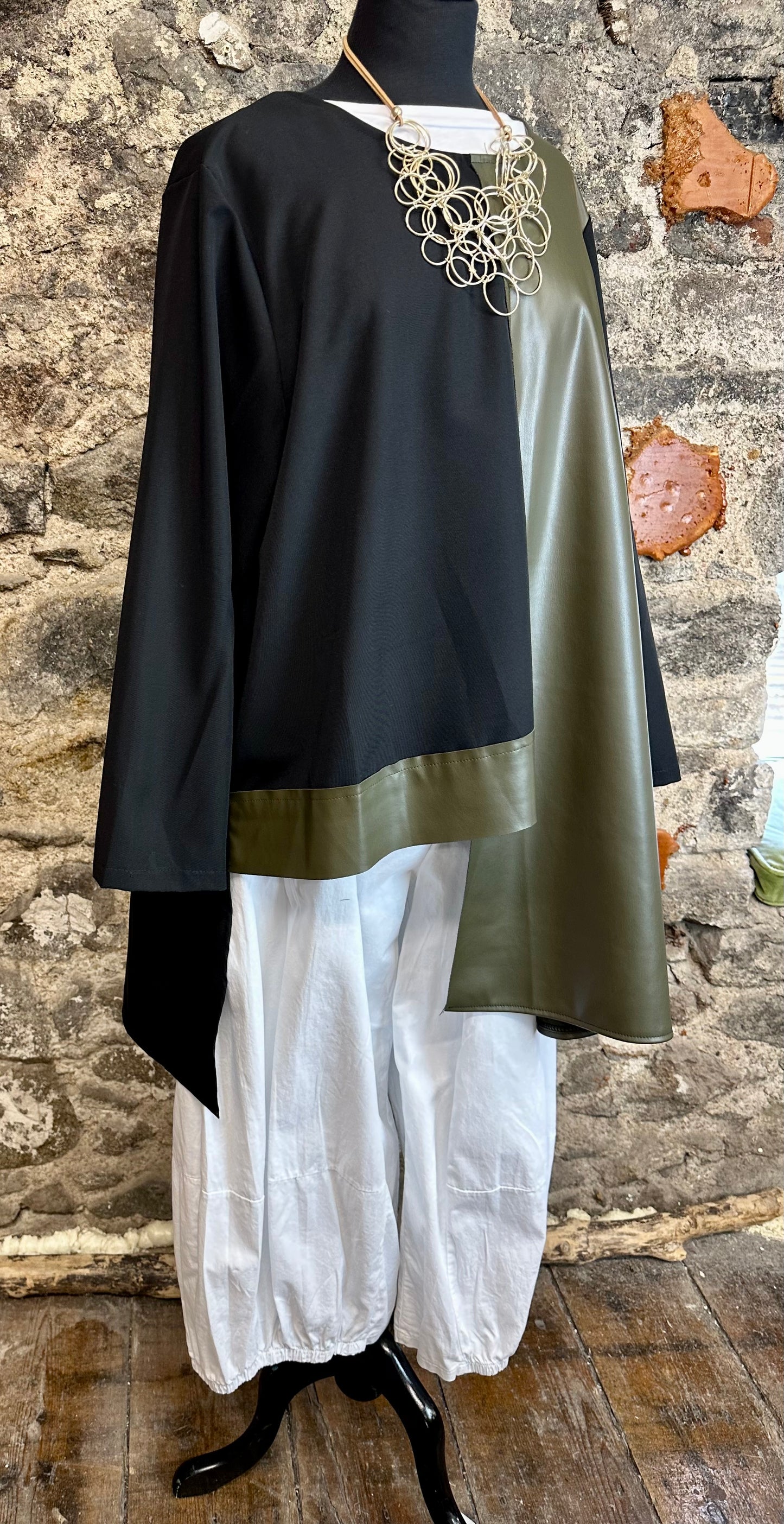 “Tina “ cotton Italian dramatic barrel leg trouser
