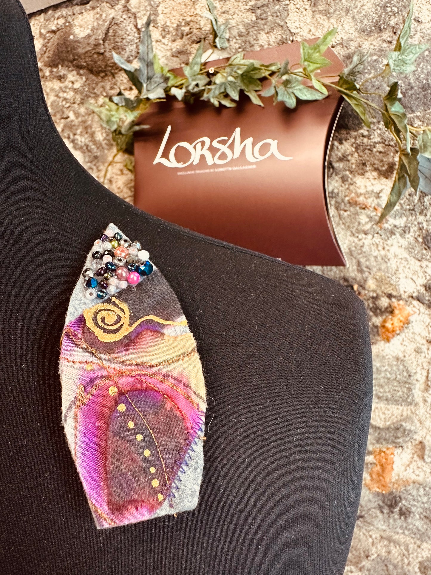 Lorsha design Handpainted silk brooch pins