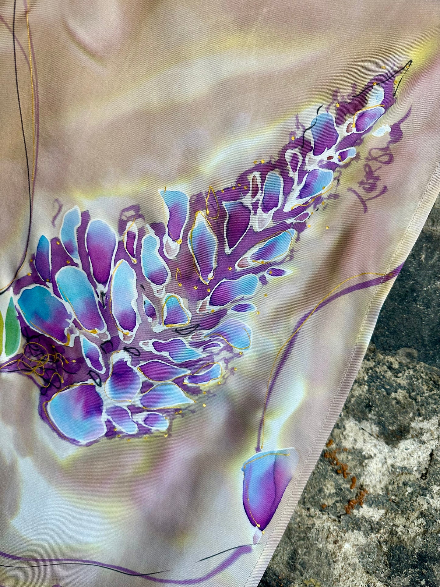 Lorshadesign Handpainted silk scarfs