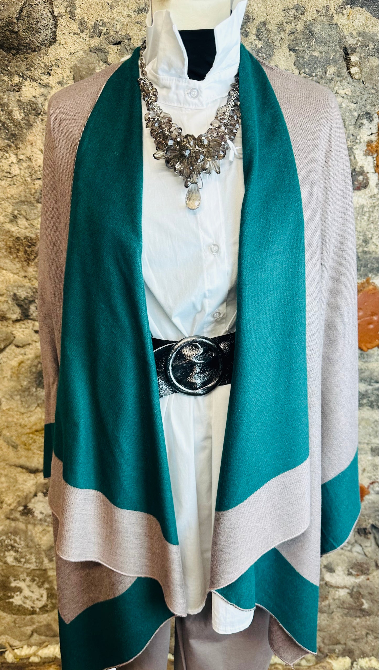 “Roberta” Mocha and forest reversible wrap /cspe