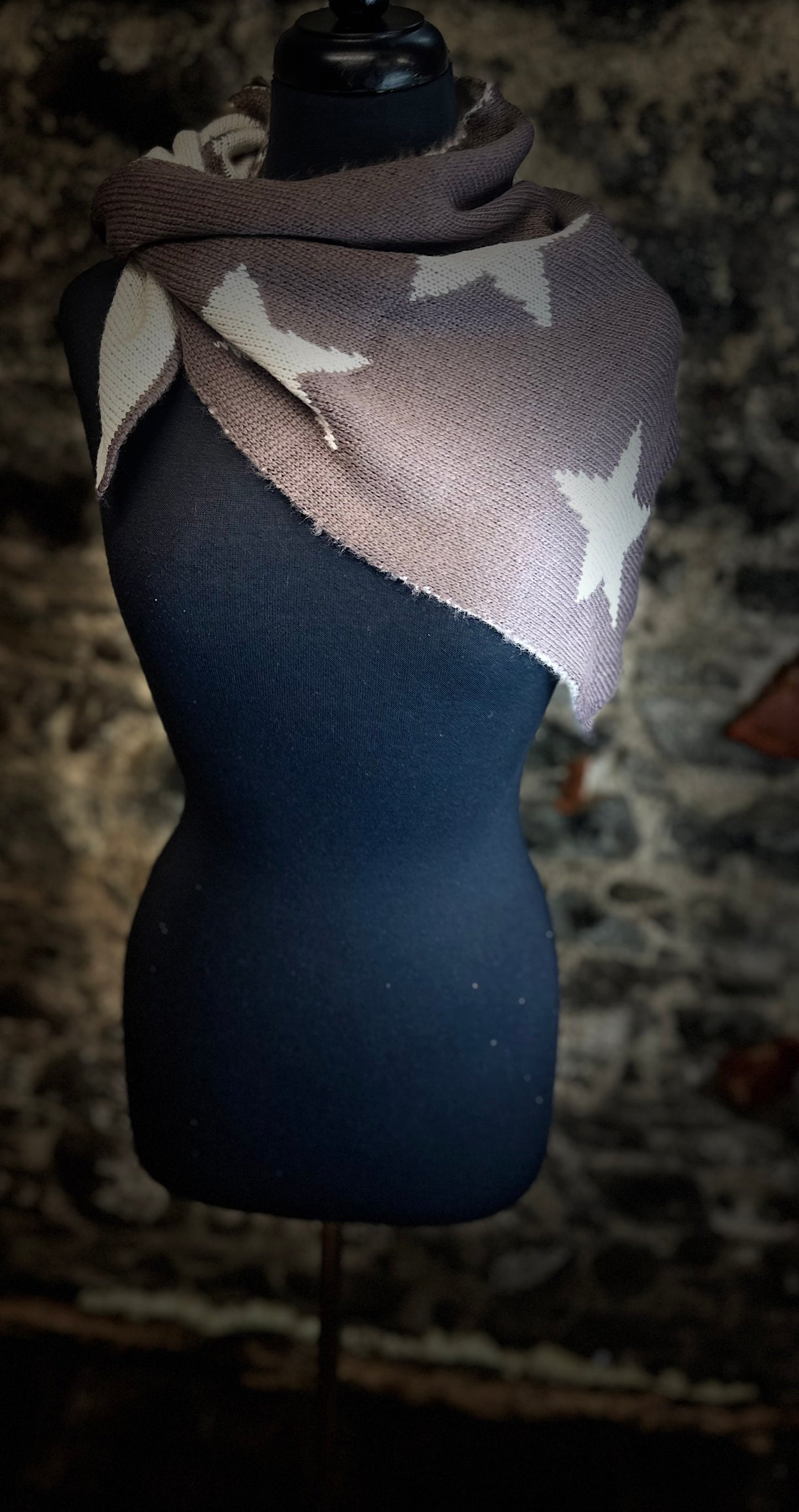 Mocha star wool triangle neck scarf