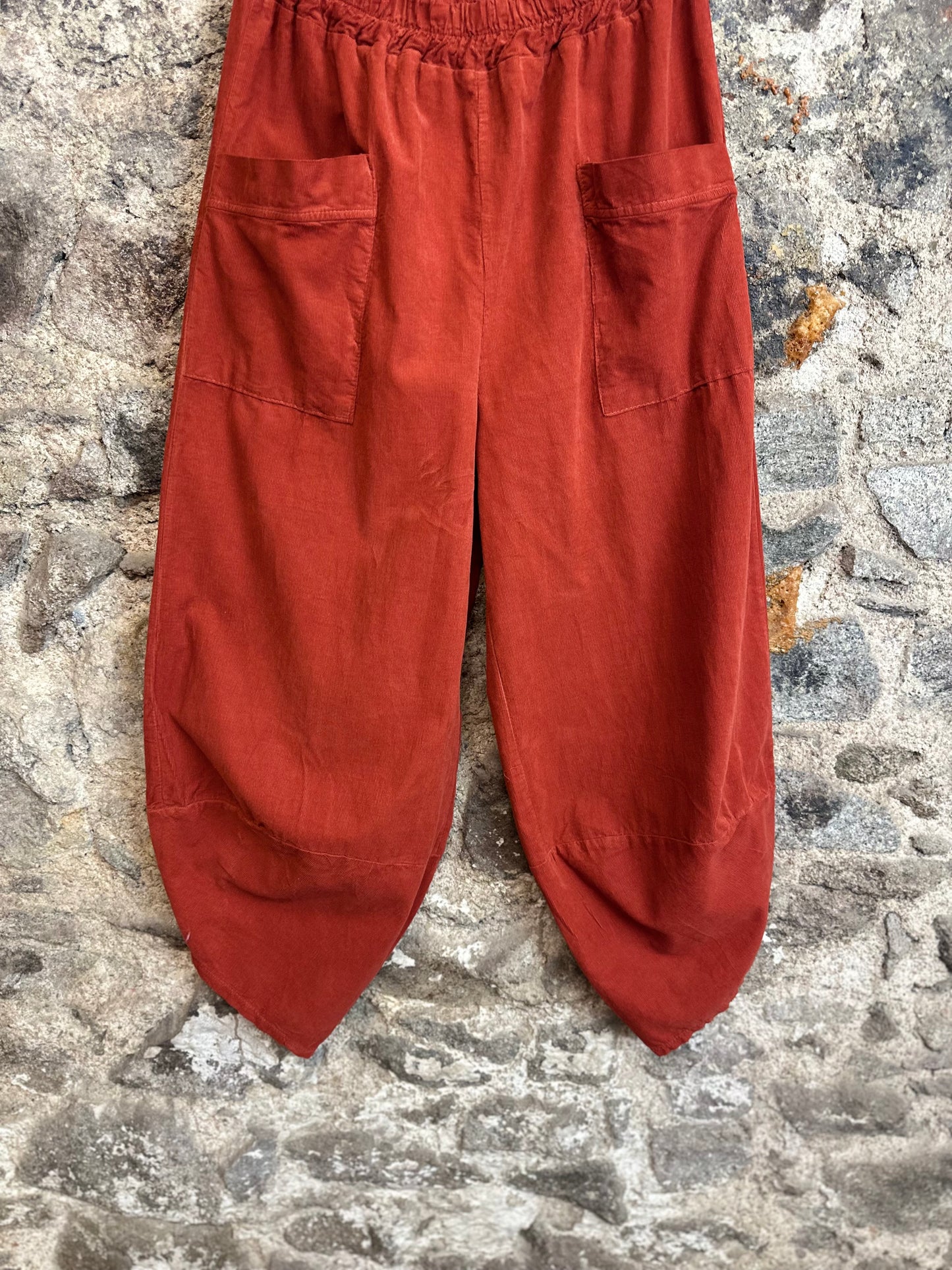 “Toni” autumn rust Italian needle corduroy cocoon culottes