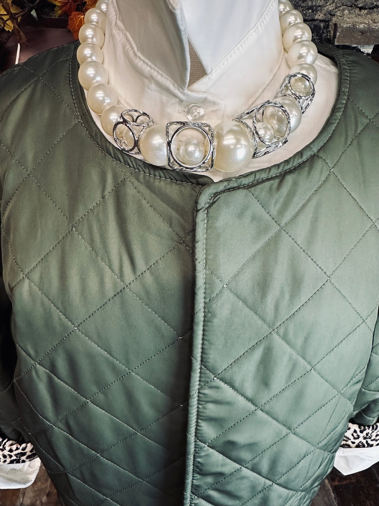 “Astelle” olive kaki Italian quilted box jacket