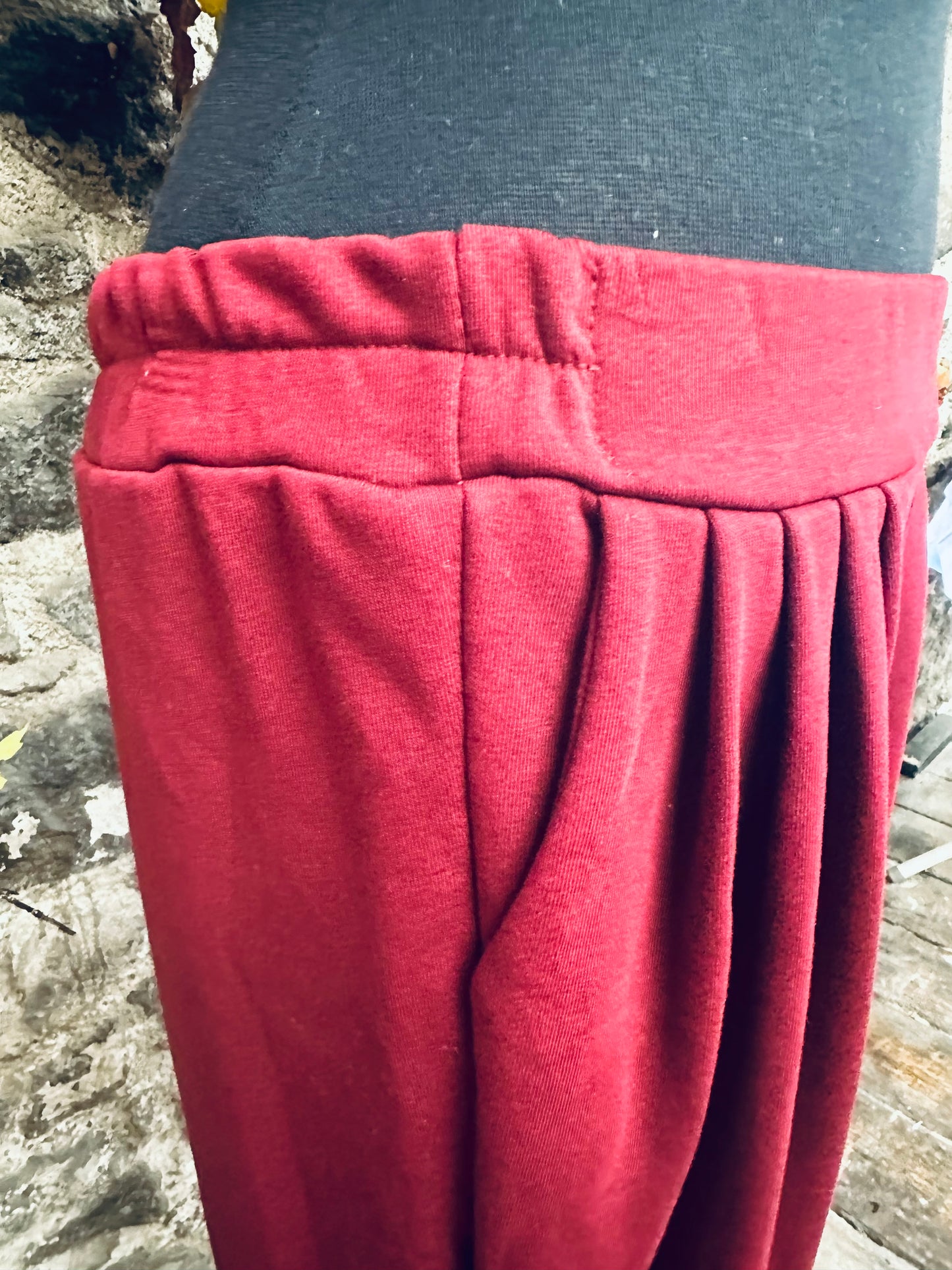 “Meabh” Bordeaux Italian pin tuck perfect trouser