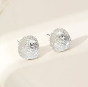 Beautiful delicate gift box earrings