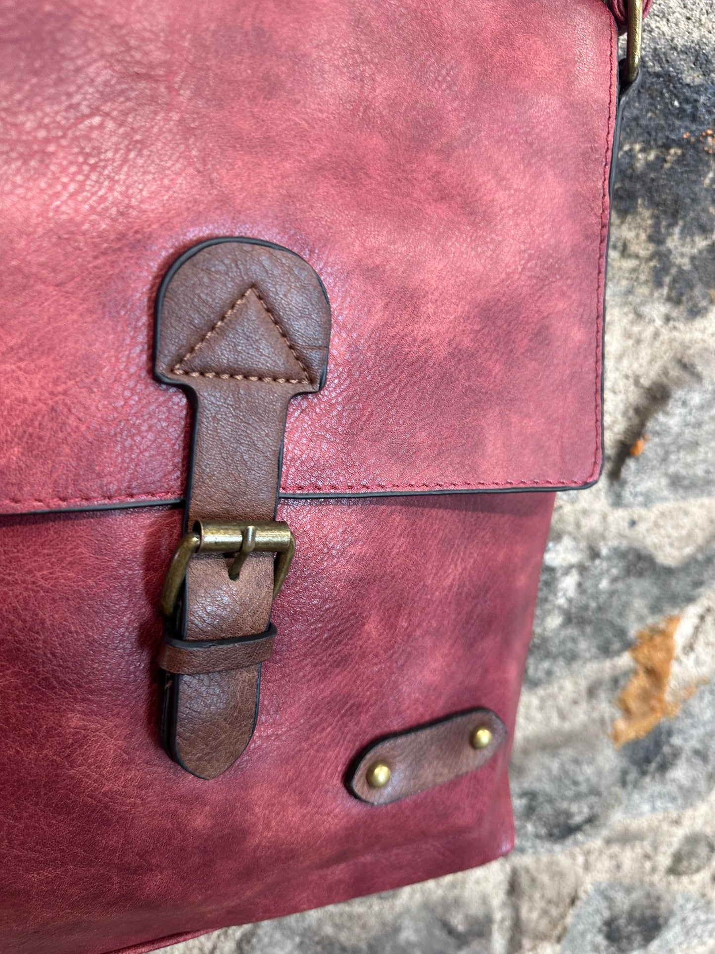 “Maggie  “ Bordeaux vegan satcel crossbody