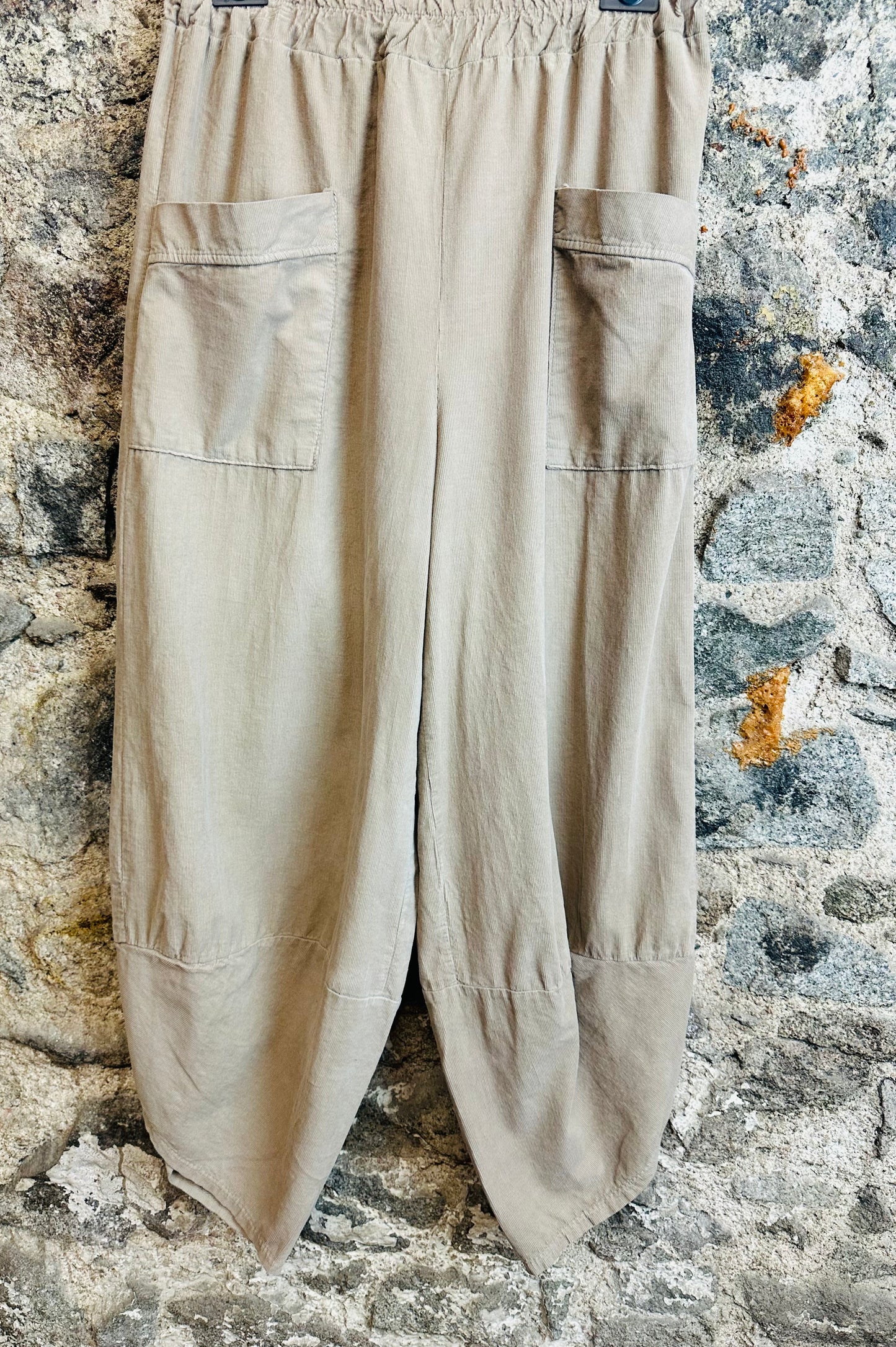“Toni “ warm caramel pin corduroy barrel leg cocoon trouser