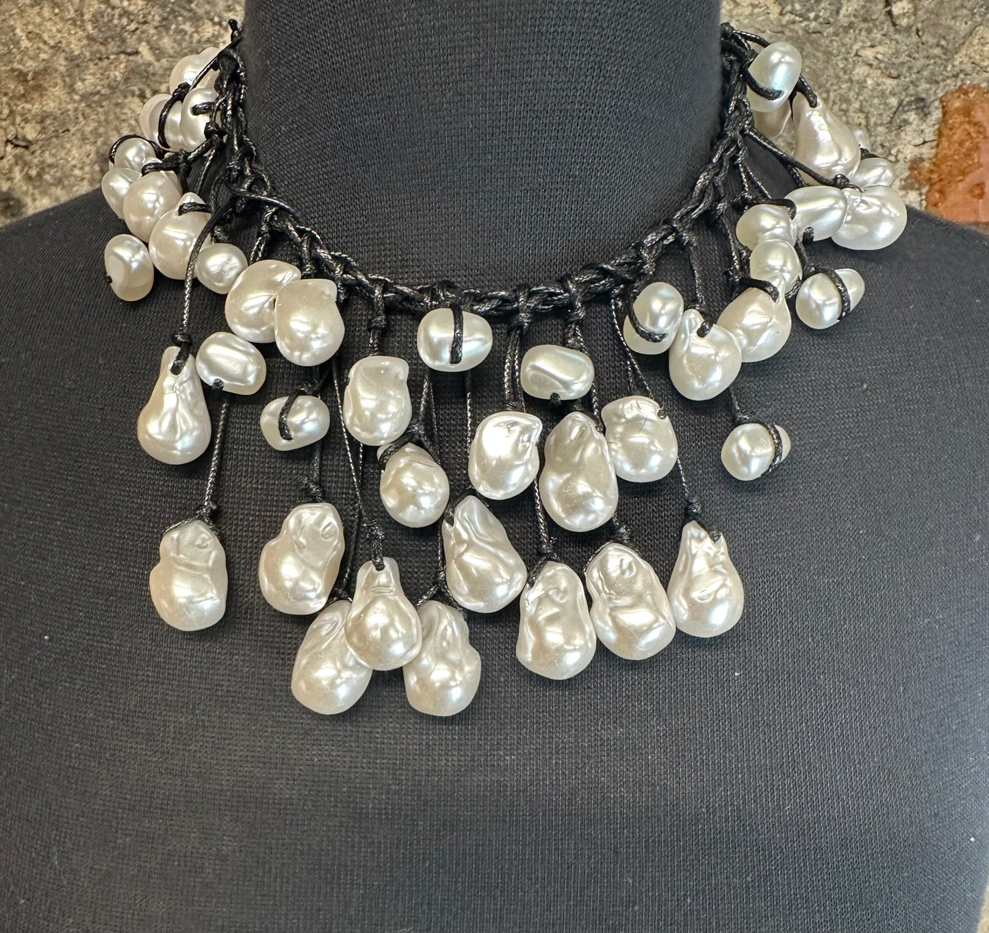 Statement seed pearl neckpiece
