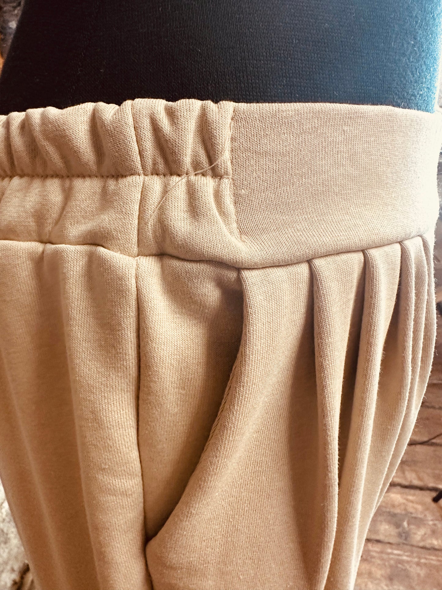 “Meabh “ Italian pin tuck butter cream casual trouser