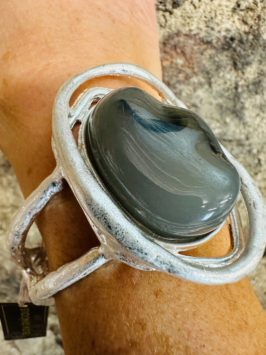 Large statement cuff