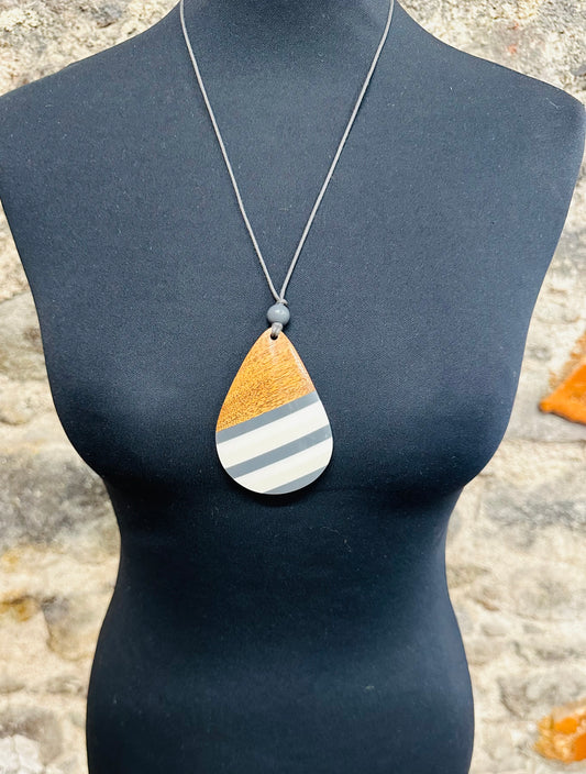 Lorsha statement wood and ceramic adjustable neckpiece