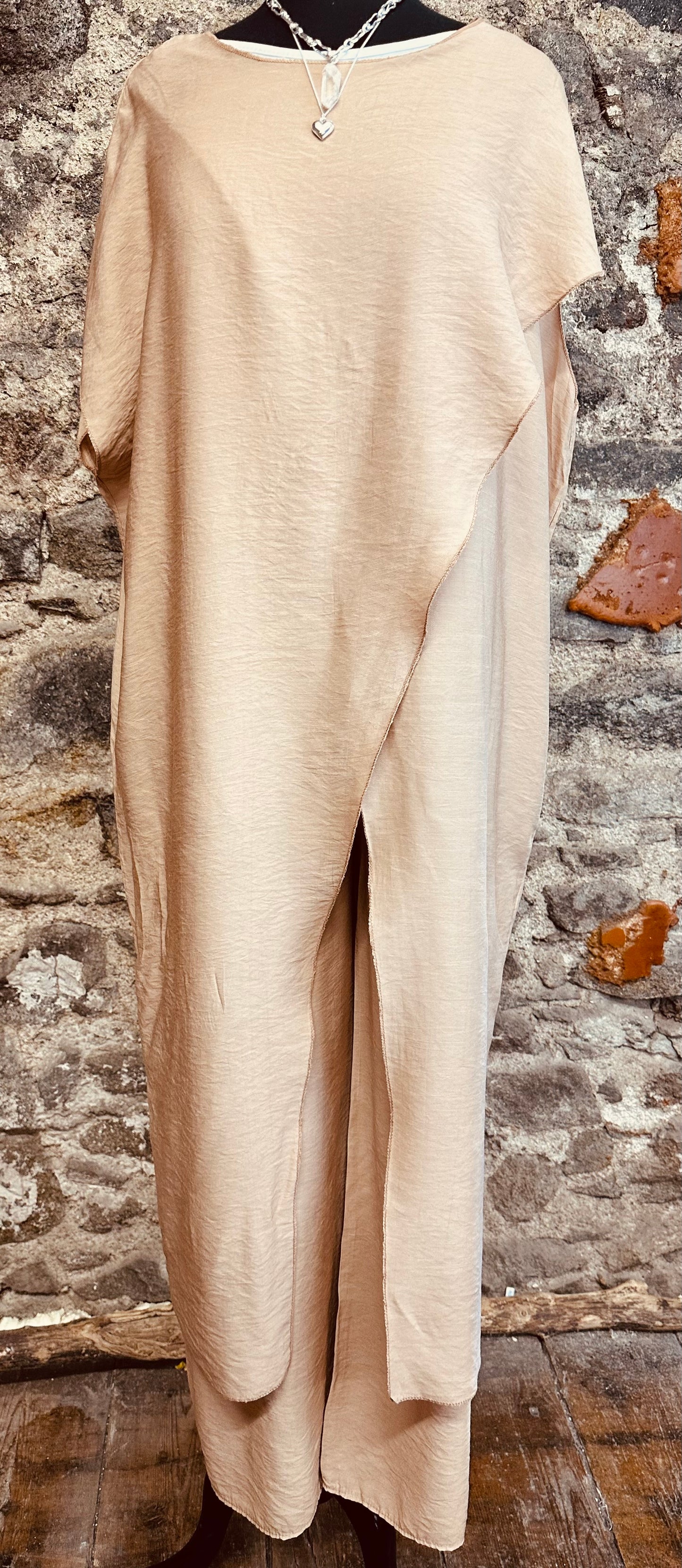 Isabella Italian elegant cinnamon 2 piece