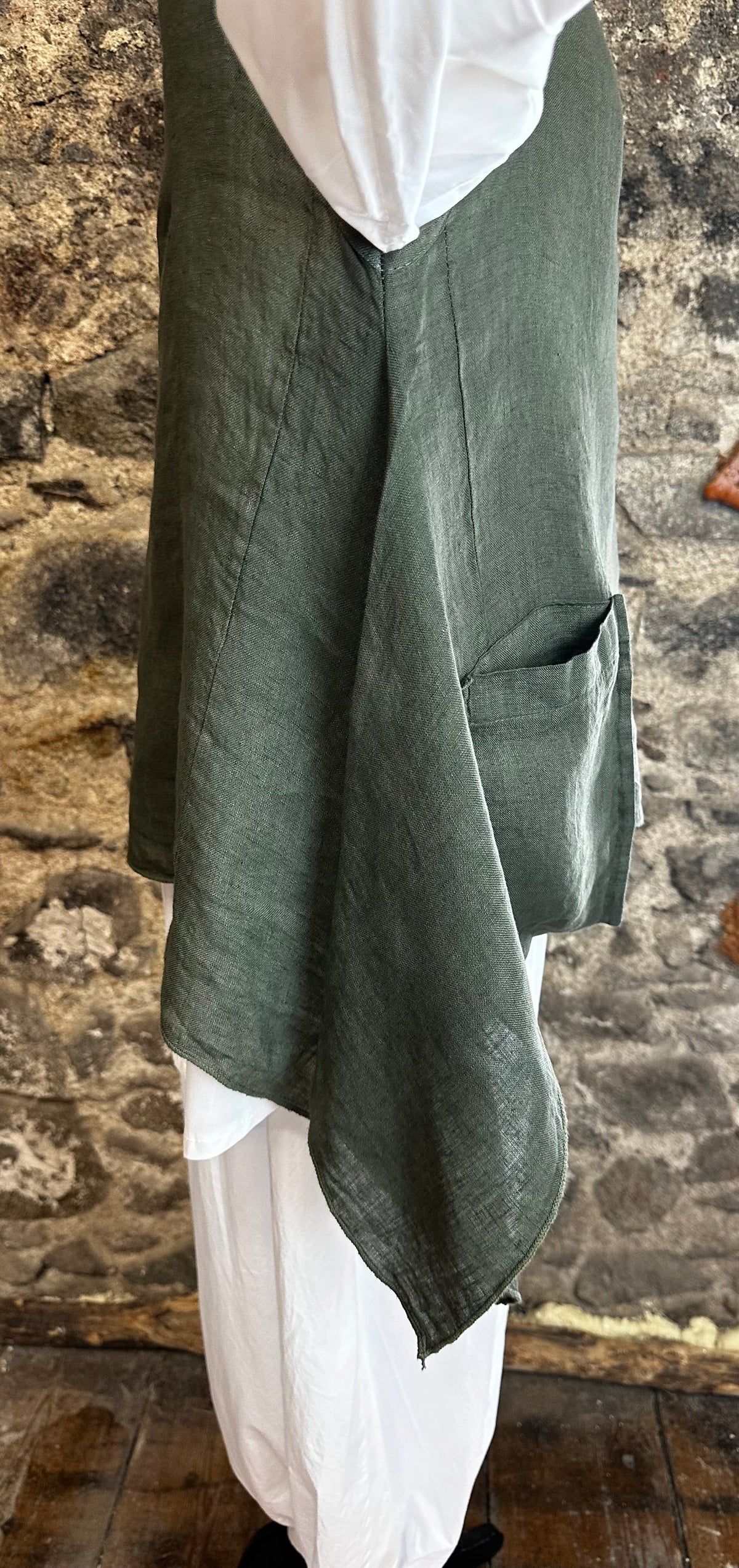 “Della” Forest green Italian linen tunic