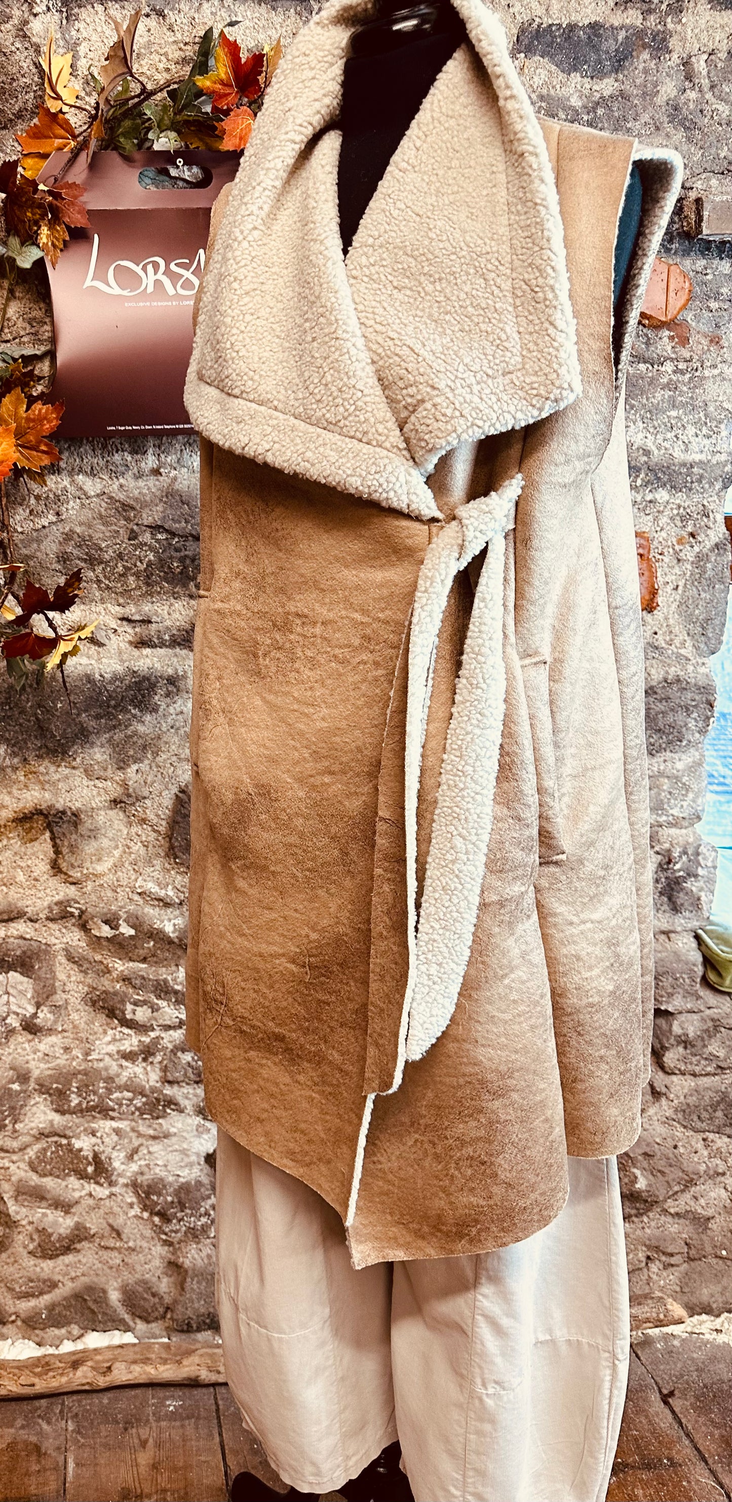 “Derval “ caramel Italian vegan gilet