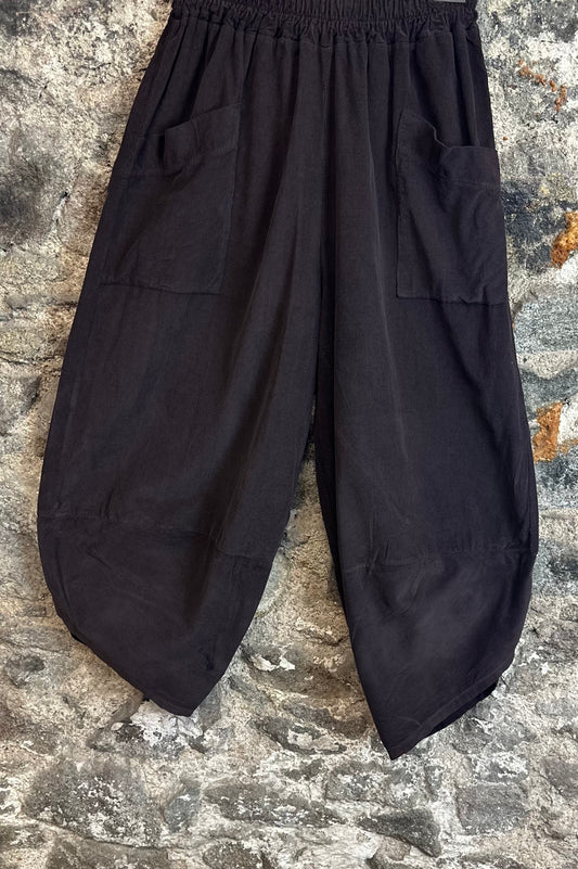 “Toni “ chocolate Italian needle corduroy cocoon cullottes