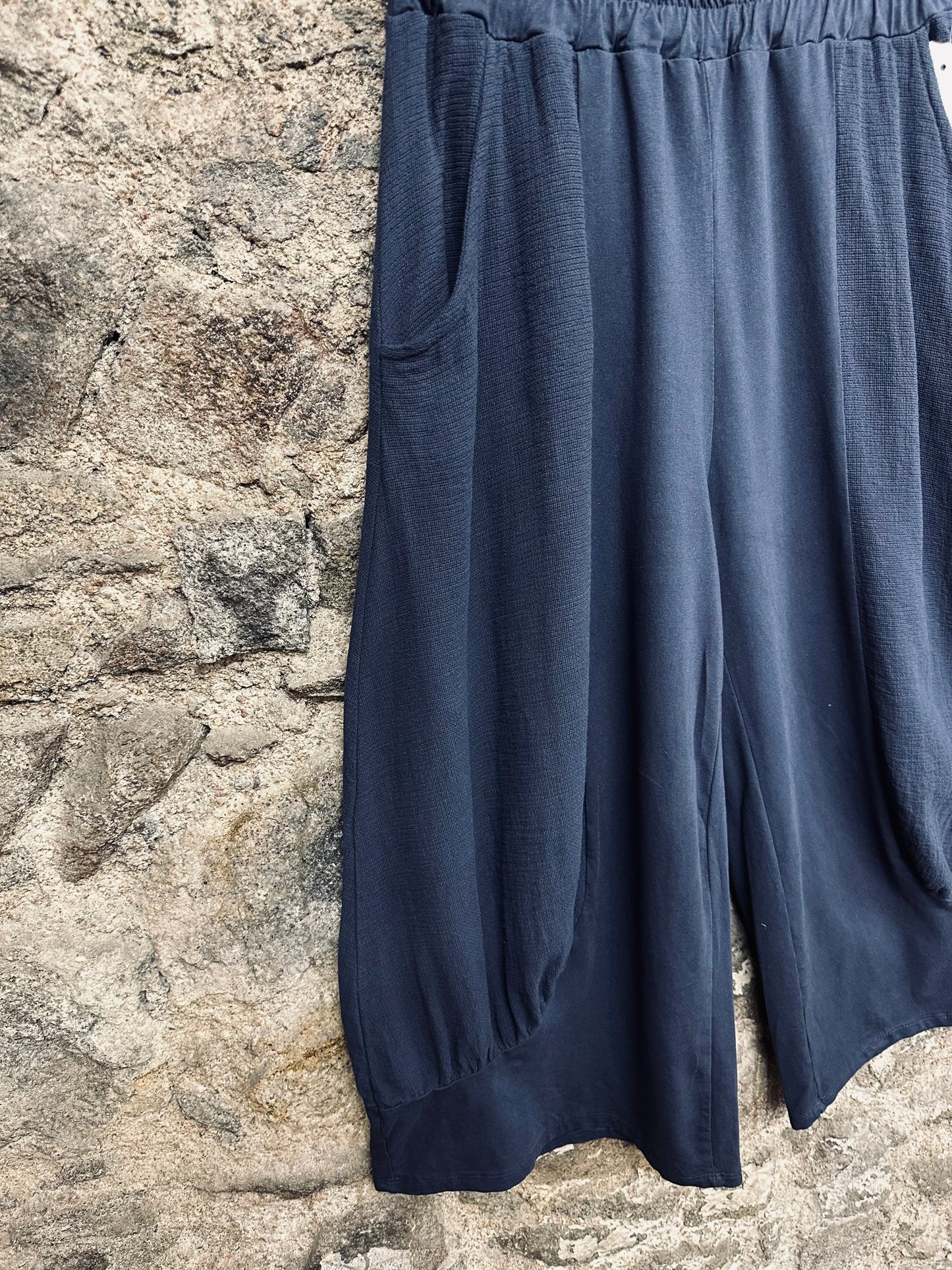 “Florence “ indigo navy cotton / linen Italian culottes