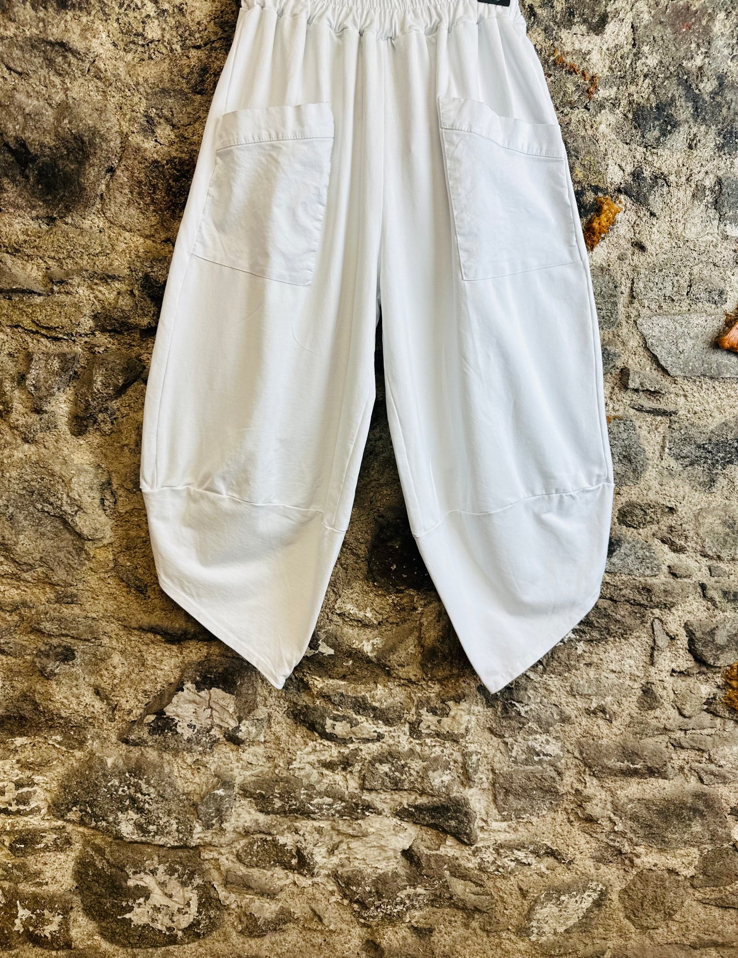 “Chrissie” white Italian bucket pocket jersey cotton trousers
