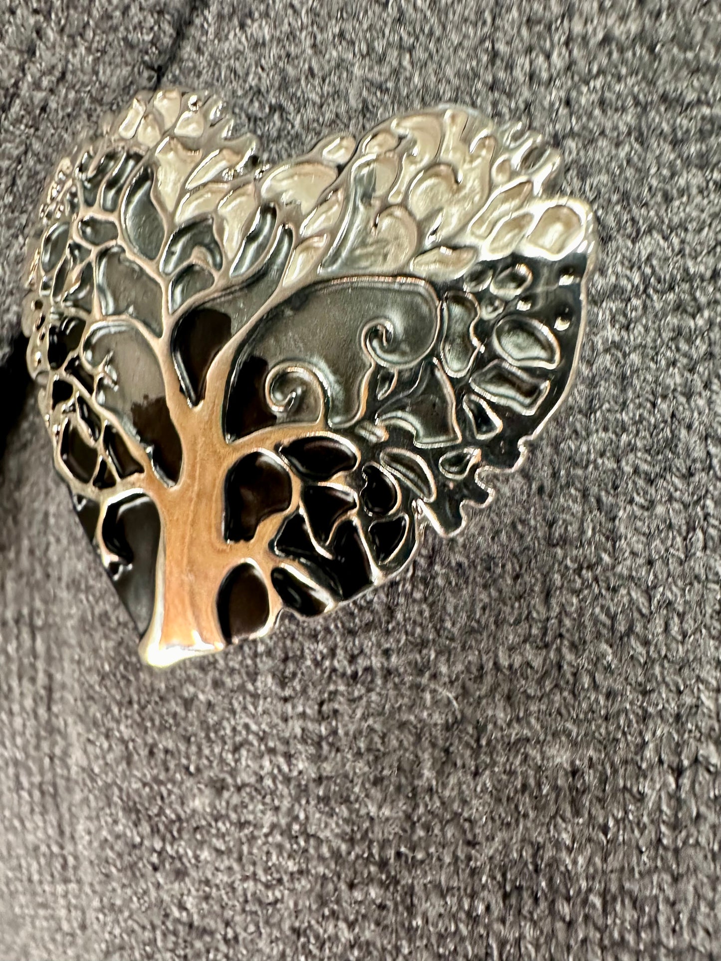 Tree of hearts metal nickle free magnetic brooch