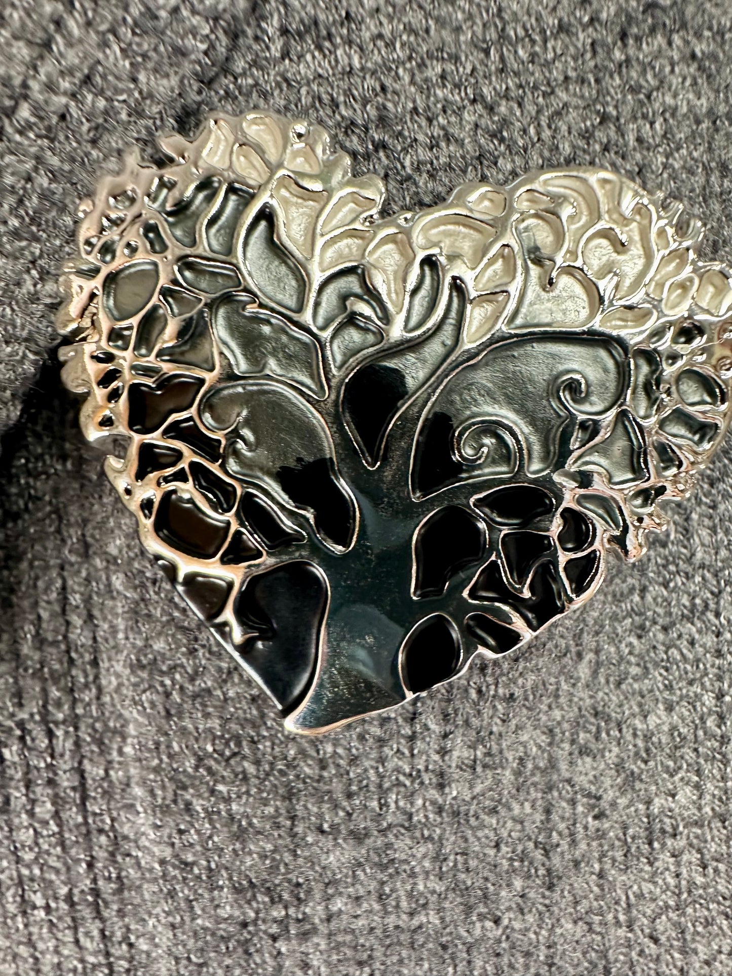 Tree of hearts metal nickle free magnetic brooch